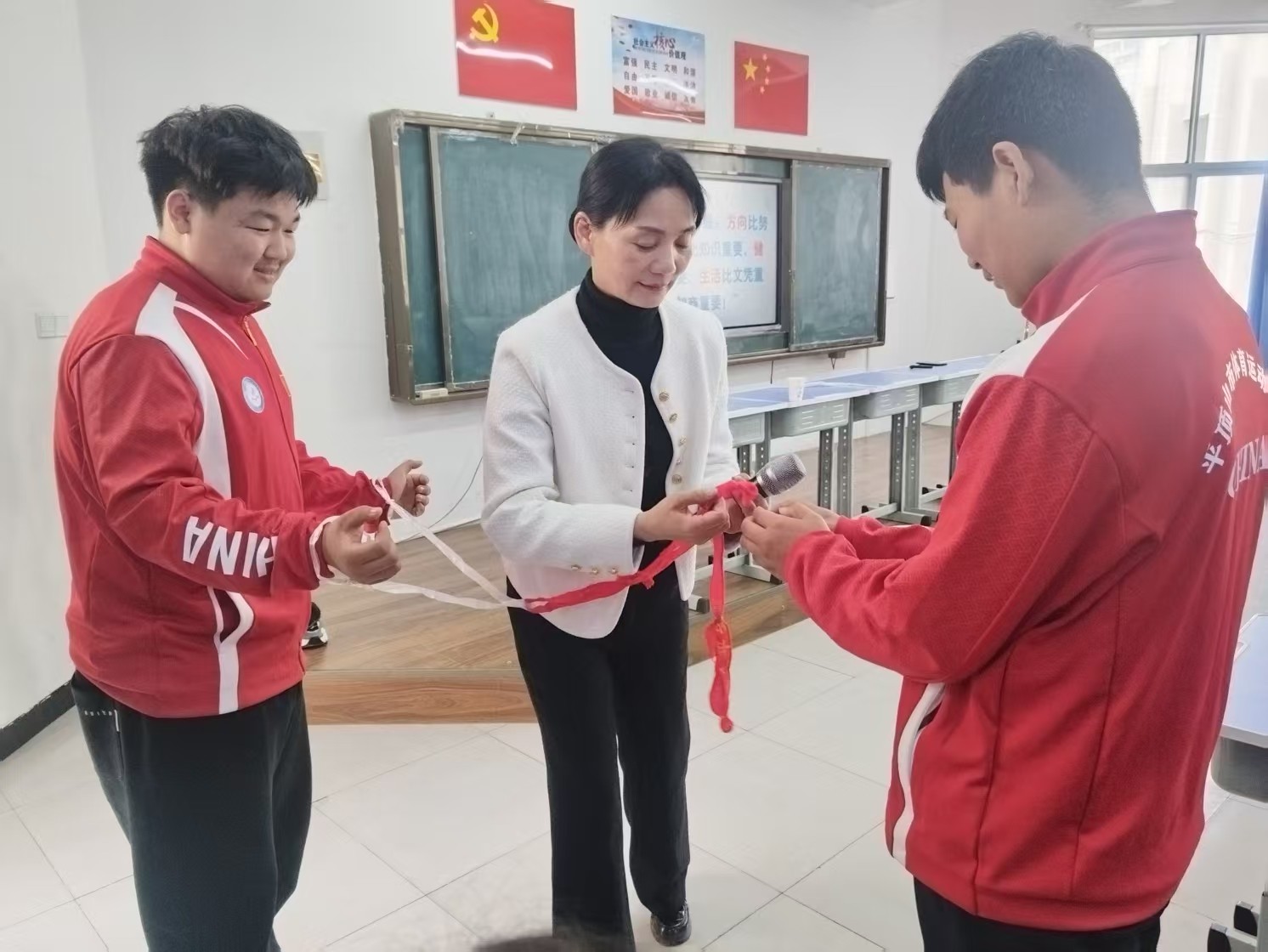 微信图片_20250331113642.jpg 微信图片_20250331113642.jpg